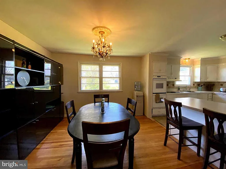 514 Ivydale Rd — Photo 40