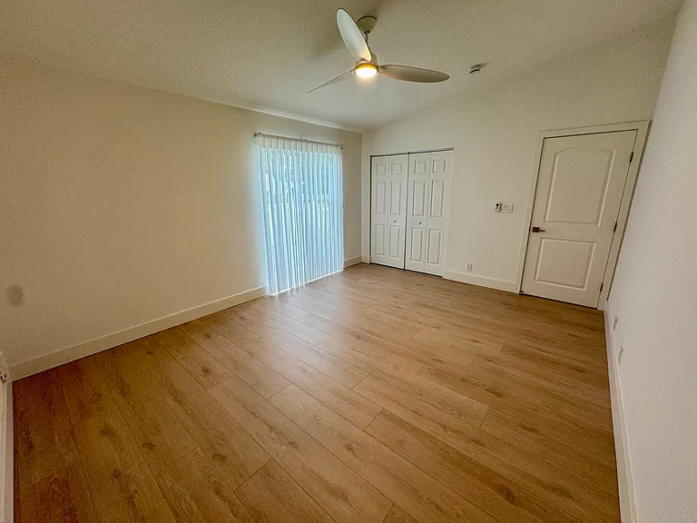 64 Paxford Ln — Photo 17