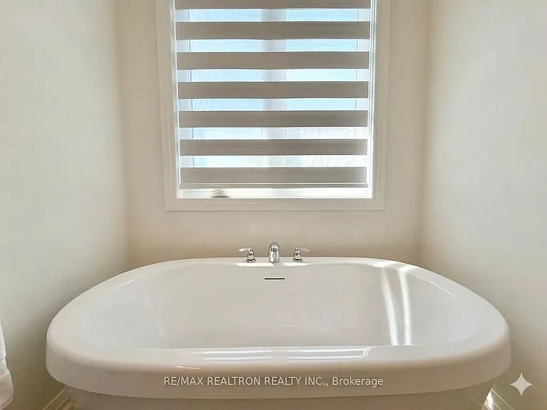 119 Schmeltzer Cres — Photo 12