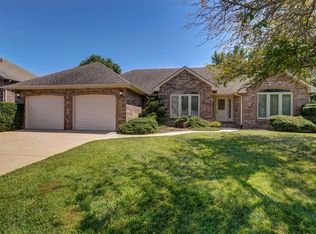 4844 E Kingwood Ct, Springfield, MO 65809