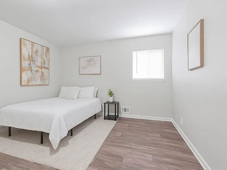 2058 Canaan Dr SE #2 — Photo 4