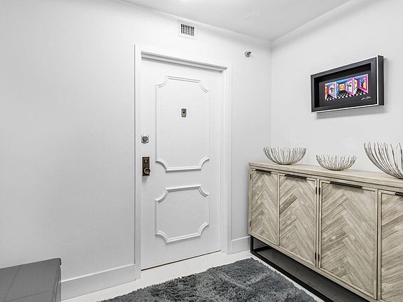 4th image of 3015 S Ocean Boulevard #7C aka 703