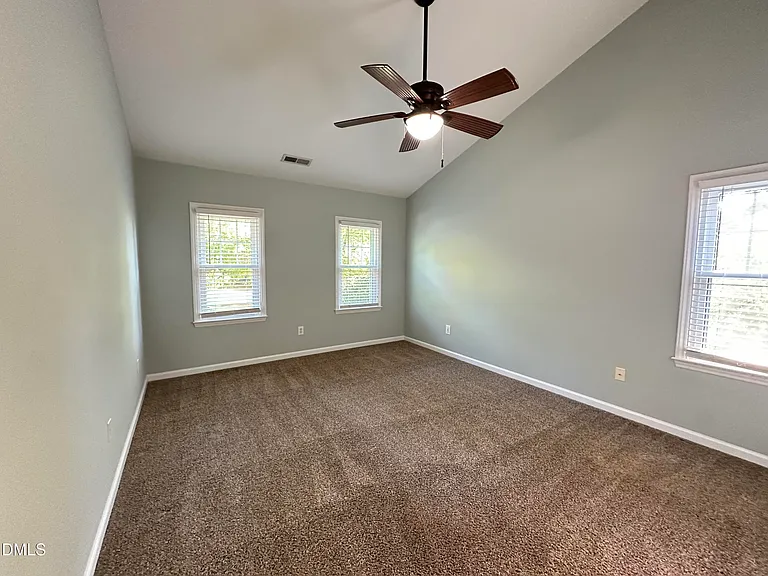 1612 Farmington Grove Dr — Photo 16