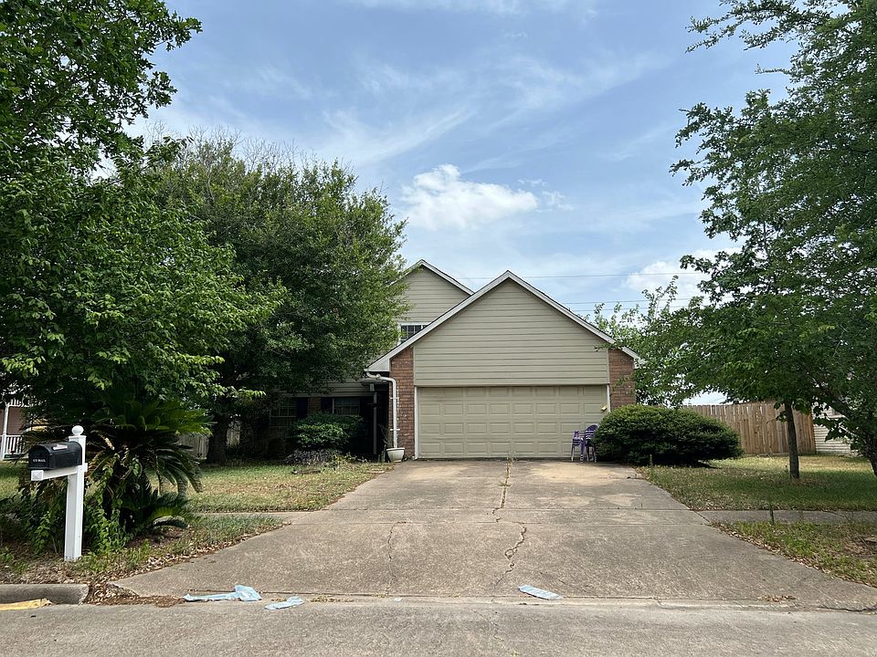 1st image of 21911 Breezy Hill Dr