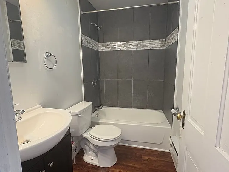 127 N Beaver St #4 — Photo 7