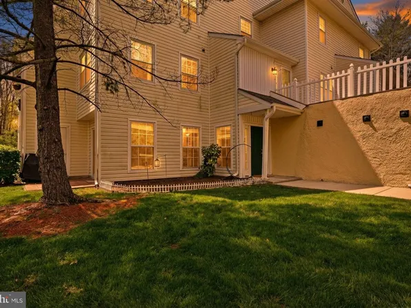 225 Windsor Ct #225, Glen Mills, PA 19342