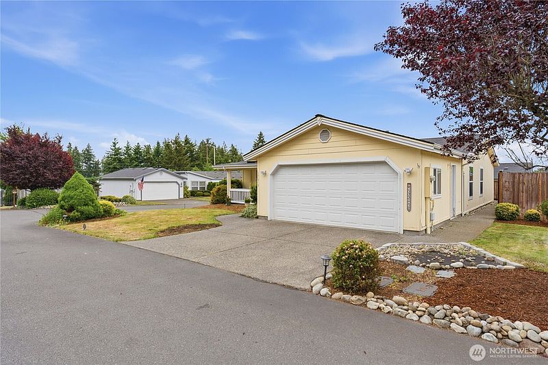 2nd image of 17613 18th Avenue Ct E #94