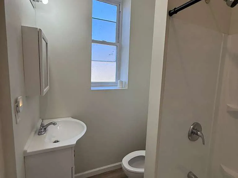 3215-3217 Nebraska Ave #3215-1F NEBRASKA AVE — Photo 17