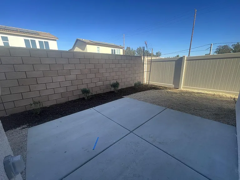 30906 Challenger Ct — Photo 18