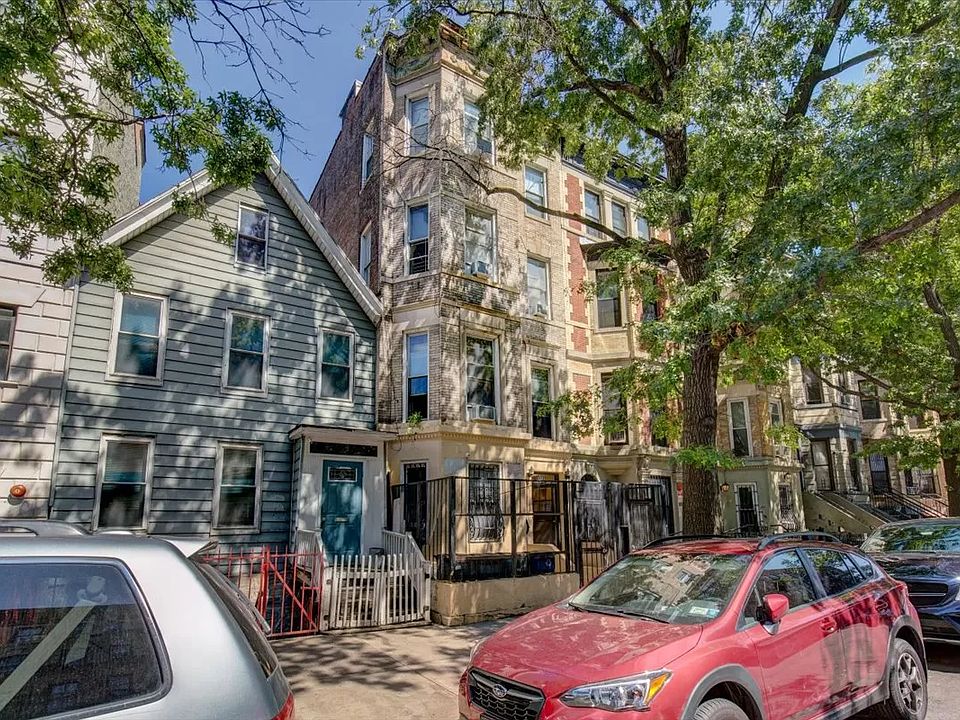 1st image of 519 W 173rd St