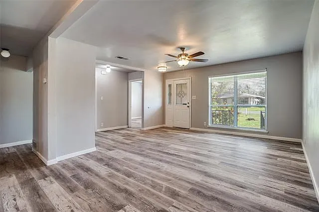 266 W Fulton St — Photo 3