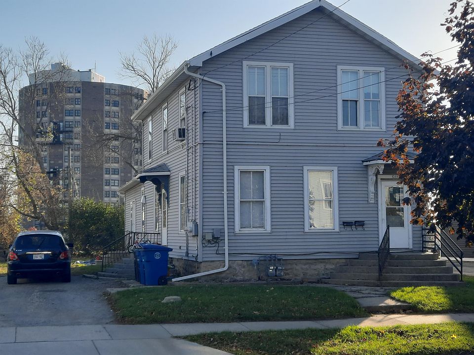2nd image of 309 Waugoo Ave #1