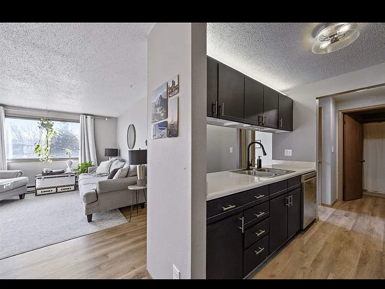 806 Benton Dr #3 — Photo 7
