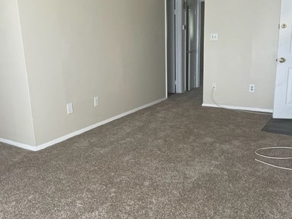 4th image of 1267 Nelson St APT B