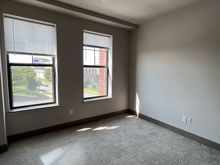 Stadium District Apartments — Photo 11