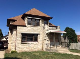 2645 N 59th St #1, Milwaukee, WI 53210
