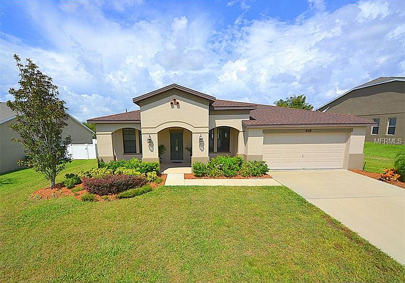 1st image of 828 Crooked Branch Dr
