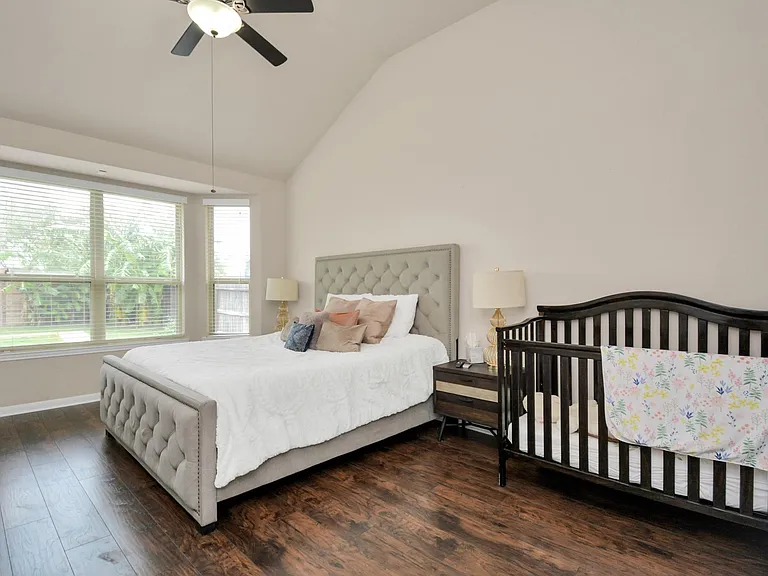 17510 Woodfalls Ln — Photo 18