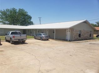 1609 Jones St APT C, Taylor, TX 76574