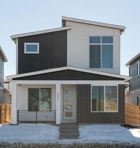 5289 E 63rd Pl — Photo 1