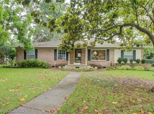 2704 Brierwood Dr, Mobile, AL 36606