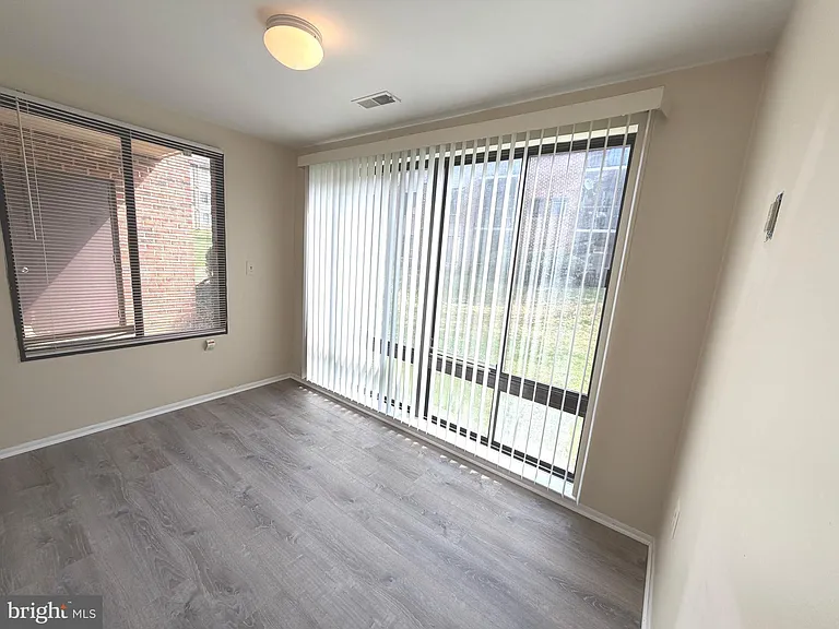 18131 Chalet Dr #24-103 — Photo 16