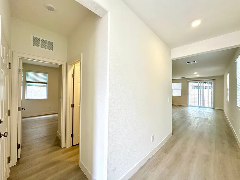 4090 Juniper Pear Ave — Photo 7