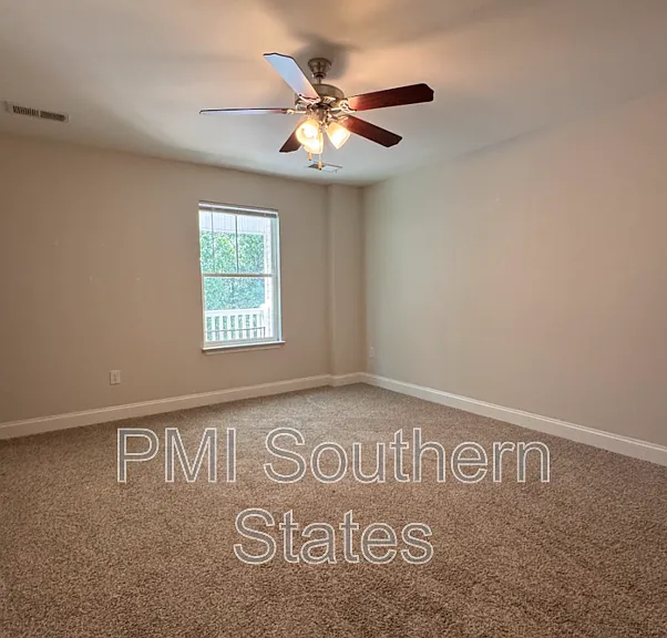 202 Walnut Hill Dr #B — Photo 4