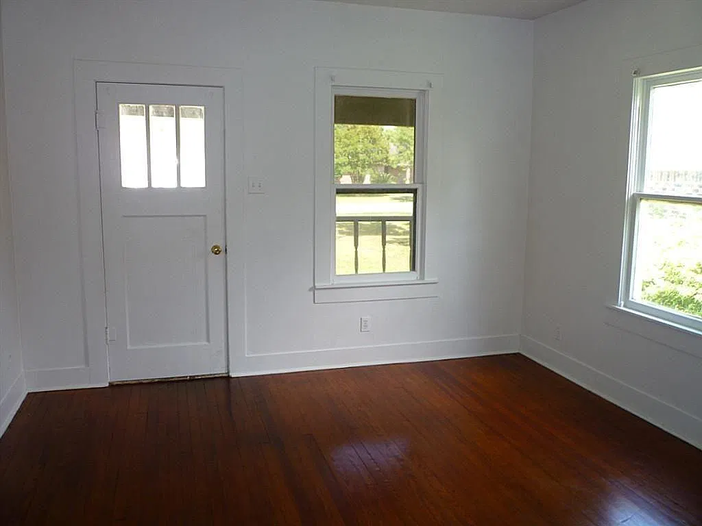 2 bed, 2.0 bath, 936 sqft, $1,395 — Photo 3