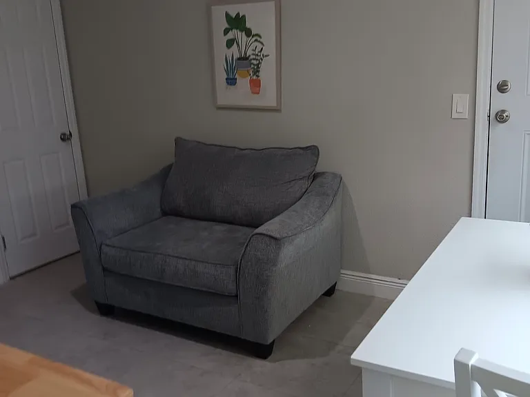 7108 Skylane Dr — Photo 8