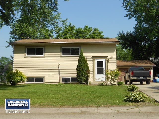 1st image of 15 Circle Dr W