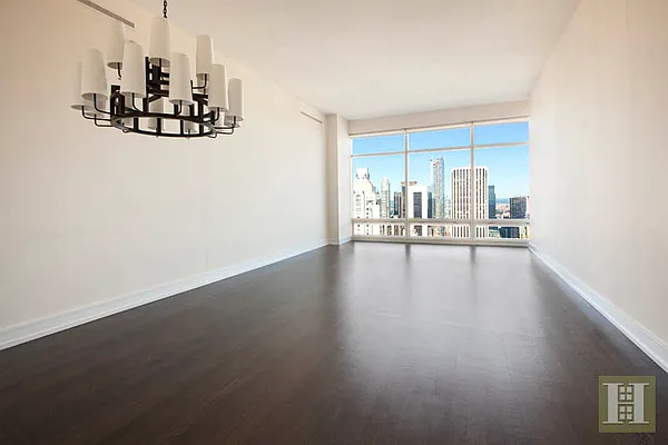 Rented by Halstead Real Estate | media 27