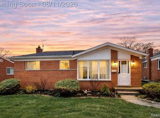 23223 Panama Ave, Warren, MI 48091