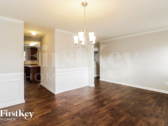 3rd image of 1635 Haddington Point Dr