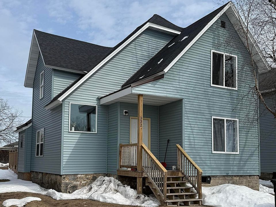 1st image of 332 2nd St #332