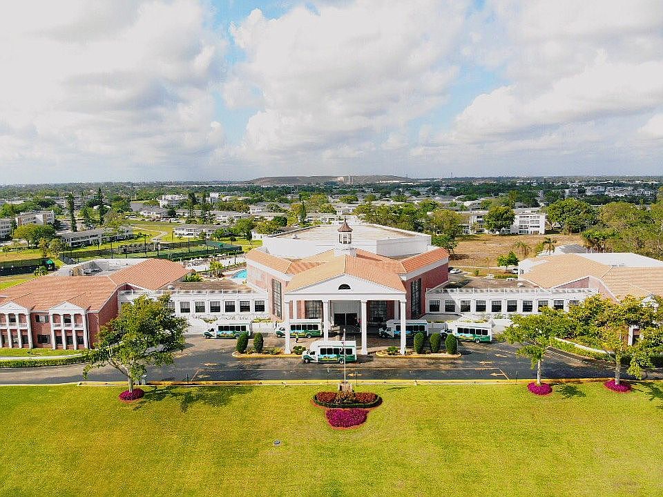 55,000 Square Foot Club Hous