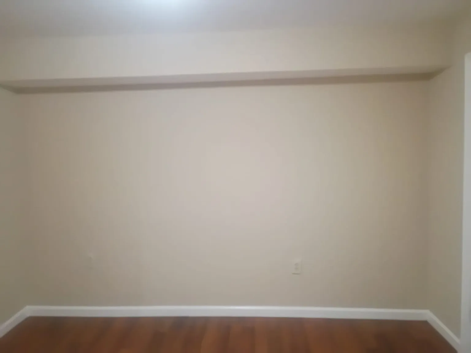 3 bed, 1.5 bath, 1600 sqft, $1,400 — Photo 1
