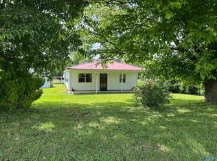 17441 E Limestone Rd, Athens, AL 35613