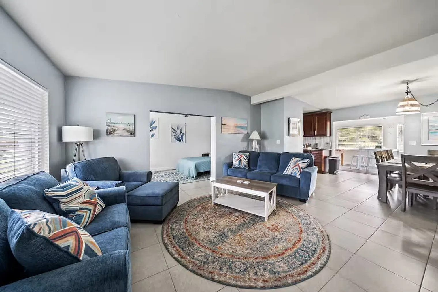 3 bed, 2.0 bath, 1506 sqft, $5,870 — Photo 2