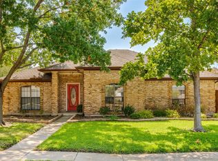 1606 Ginger Dr, Carrollton, TX 75007