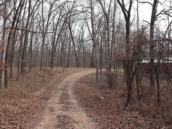 3rd image of Great Woods Rd