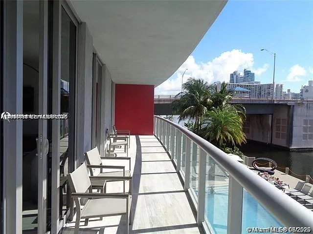 2600 E Hallandale Beach Blvd #T301 — Photo 18