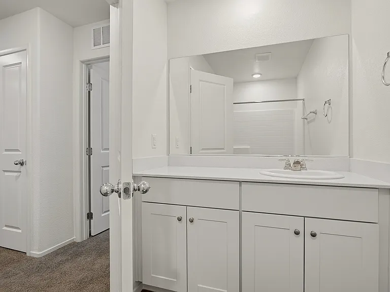 #GuardianRealty 503 Blue Ridge Cove Henderson Townhouse Rental guest bath vanity_08062026