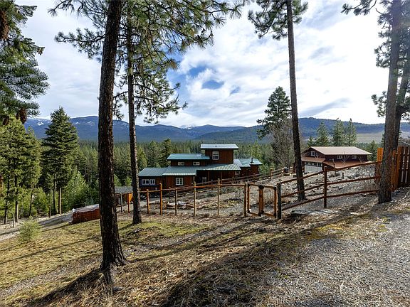 2nd image of 310 High Country Rd