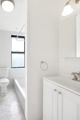 Rented by Living New York | media 6