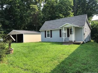 5 Grove St, Portland, CT 06480