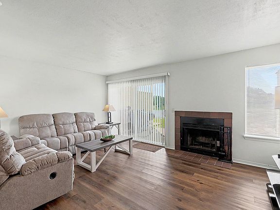 5th image of 5566 S Gold St APT 200