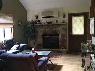 296 Partridge Dr, Pocono Lake, PA