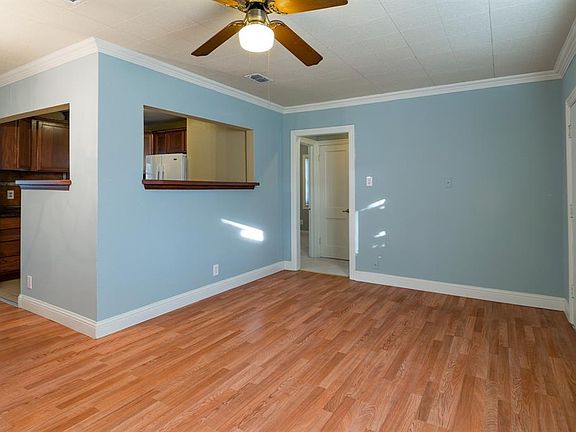 5th image of 1210 Pine St