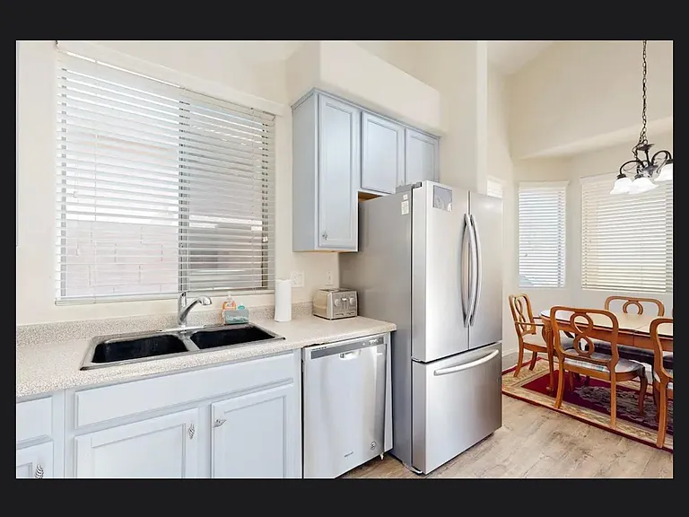 2429 W Red Range Way — Photo 37